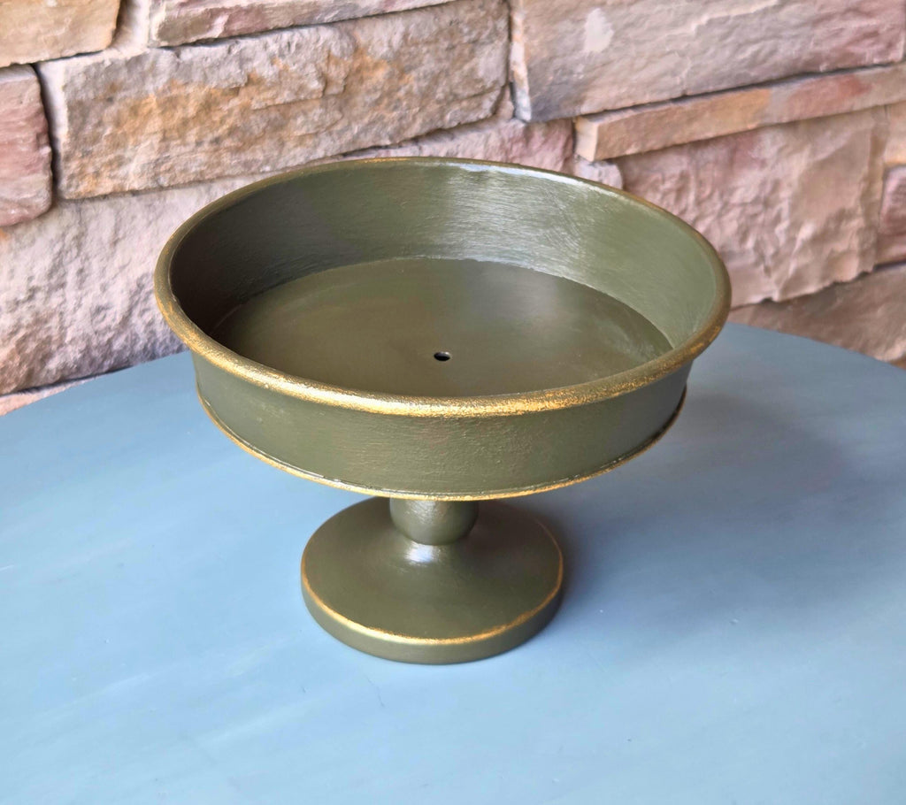 Distressed Deep Green Pedestal Tray: Gold Edge Decorative Display Stand, 10" Round Centerpiece