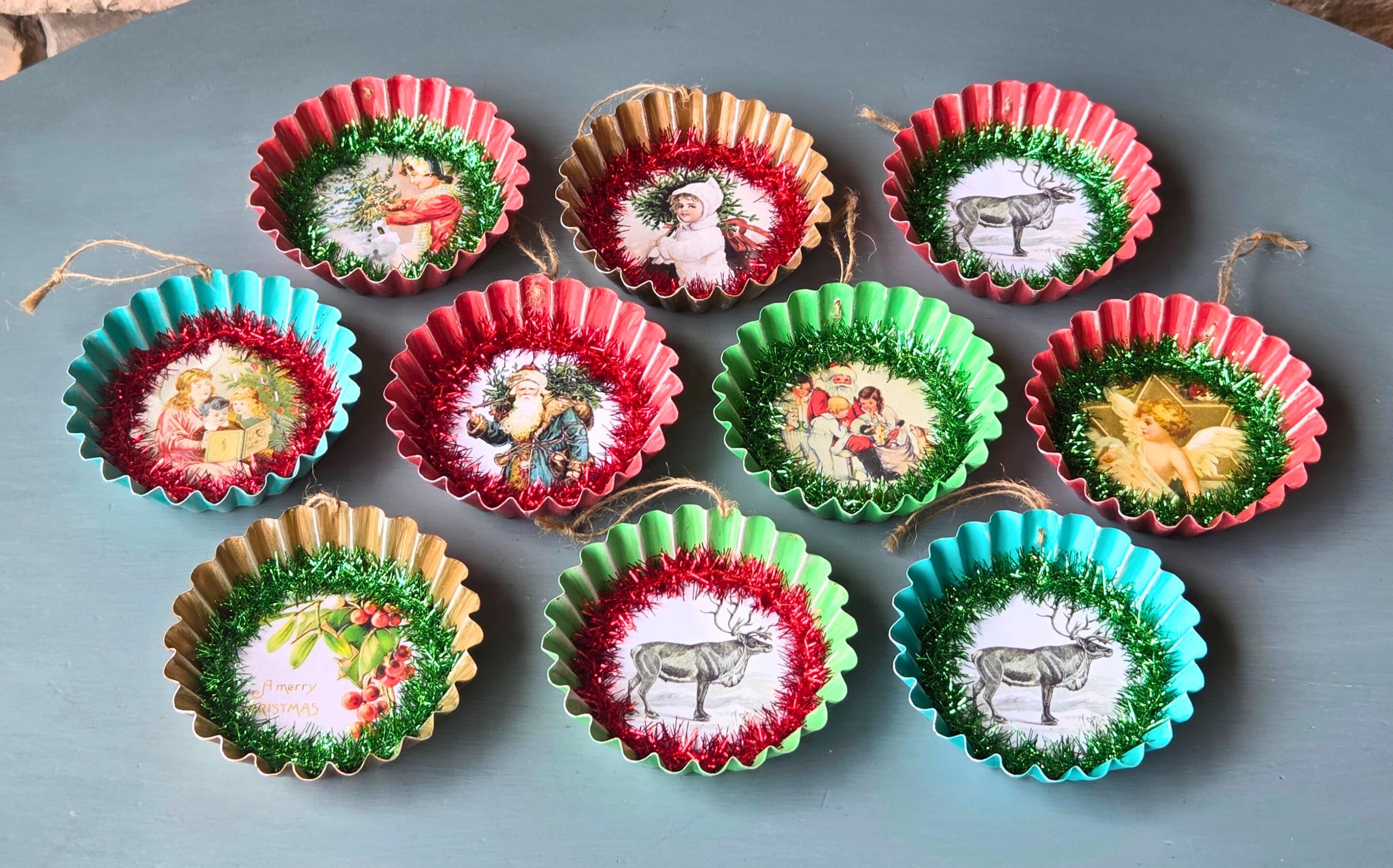 Vintage-Style Tart Tin Christmas Ornament – Nostalgic Holiday Decor & Collectible Gift